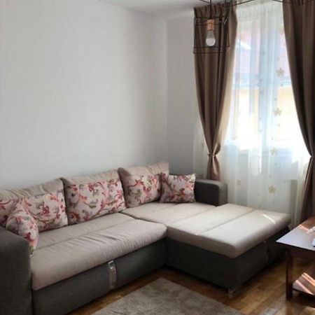 Casa Alise-Luise Apartment บราชอฟ ภายนอก รูปภาพ